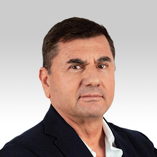 Julian Satarosta